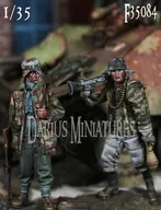 1/35 WWII ドイツ 降下猟兵セット(2体入) レジンキャストキット [DMF35084]
