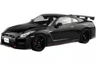 1 / 24R35 NISSAN GT-R NISMO 2017 Meteor Flake Black Pearl "Raku Plastic Snap Car No. 05 mb" [067871]
