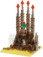 Nanoblock NBH _ 005R 10 th anniversary Sagrada Família Clear ver.