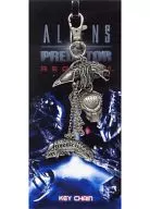 Alien & PREDATOR (Face) metal key holder "ALIENS VS PREDATOR Requiem"