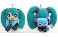 初音未来&Shite Yanyo(米库座)毛绒玩偶吉祥物挂件"初音未来×Shite Yanyo>