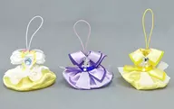 Set of 3 kinds Mascot of witch apprentice clothes Onpu Momoko Hana-chan "Magical DoReMi Doka!"