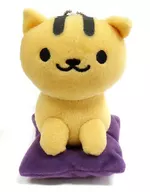 Premio D para el llavero Peluche de Kijitora san "Ichiban KUJI Neko Atsume ~ Big set!"