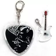 Hide guitar x pick type double acrylic plate key holder (black x transparent guitar) limited to SEGA