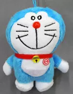 "Doraemon Nobita no getsumen tansa-ki", la mascota de Doraemon