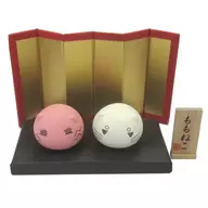 MOMONEKOSAMA红白摆饰品