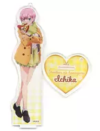 Nakano Ichika (Valentine's Version) Stand Acrylic Key Holder "The Quintessential Quintuplets"