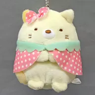 Strawberry Poncho with Cat Ball Chain Plush toy 「 Sumiko Gurashi 」