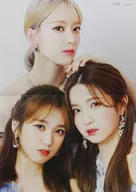 Poster B2 (quatro vezes) : Sakiyoshi Miyawaki & Nako Yabuki & Hitomi honda "IZ* ONE SPECIAL SURPR * IZ PHOTO BOX" TSUTAYA compra especial