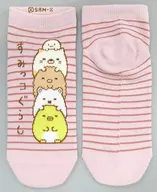 Conjunto de meias (cor-de-rosa / listrada / empilhada verticalmente) "Sumikko Goshi"