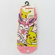 ニンフィア＆ピカチュウ(アップ) フットカバー(靴下) ピンク 22～24cm「ポケットモンスター」