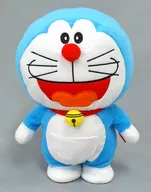 Doraemon Premium Toko-Toko-Doku! Plush toy "Doraemon"