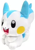 帕奇利茲試著看一下尾巴！超大毛絨玩偶~人類之魚·帕奇利茲~[精靈寶可夢]