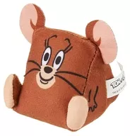 "Tom e Jerry", um brinquedo de pelúcia em forma de queijo.