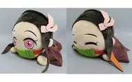 Conjunto de 2 tipos : Peluche especial "Nezuko Kamado" y "Kimetsu no Yaiba"