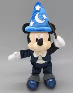 ミッキーマウス 東京ディズニーランド開園42周年記念 ぬいぐるみバッジ 「ミッキーのフィルハーマジック」 東京ディズニーリゾート限定