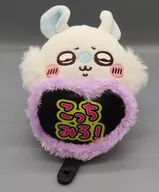 うちわ持ちモモンガ デスクトップから見守るひっかけぬいぐるみ 「ちいかわ なんか小さくてかわいいやつ」