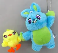 ダッキー＆バニー くっつきぬいぐるみ(身に付けぬいぐるみ) 「トイ・ストーリー」 東京ディズニーリゾート限定