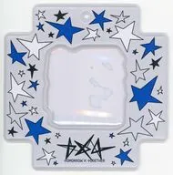 6. フォトシールケース 「TOMORROW X TOGETHER ビジュアルシール入りフォトケース」