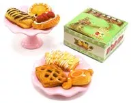 6. Lovely Danish "Petit Sample U. S. A. version Bread & Butter -".