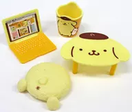 6. Staying up late on the Internet "Pomu-pomu-pudding in your room"