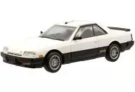 1/64 1.日產Skyline2000Turbo RS-X(DR30XFT型/1983)C(白/黑)"日本名車俱樂部2>