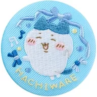 10.ハチワレ（全身） 「ちいかわ 刺繍缶バッジビスケット2」