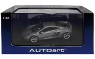 1/43 McLaren MP4-12C (prata) [56007]