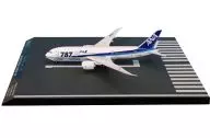 1/400 787-8 787 Ground Posture with Logo JA806A [NH40068]
