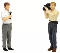 1/43 Reporter & TV Cameraman (2-Body Set) [TSM13AC14]