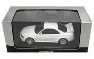 1/43 Nissan Skyline GT-R BCNR33 1995 (blanco) [03341W]