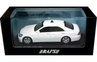 1/43 TOYOTA CROWN GRS180 Unmarked PATROL CAR 2007 Osaka Prefectural Police Traffic Anti-Mobile Police Vehicle (white x black) [H7430706]