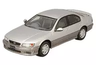 1/43 日産 セフィーロ A32 30S ツーリング 1994年型(ムーンストーンパープルツートン) [C43064]
