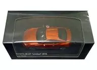 1/43 Toyota 86 GT-Limited 2016 (laranja metálico) [KS03895P]