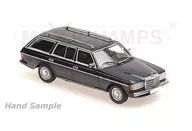 1/43 メルセデス ベンツ W123 230TE 1982(ブルー) [940032211]