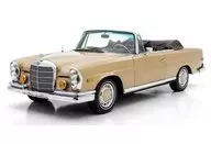 1/43 メルセデスベンツ 280 SE 3.5 ’W111’ 1969(メタリックゴールド) [CLC315N]