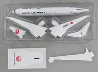 JAL Boeing 787 #JA867J Passenger Only Novelty Assembly Kit