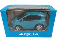 トヨタ アクア(エメラルドグリーン) プルバックカー