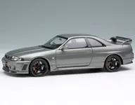 1/43 NISSAN SKYLINE GT-R(NISMO BCNR33 CRS Version)2022(深金屬灰色)[EM770]