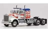 1/64 ケンワース W925 1970 アメリカ国旗 [64TR020B]
