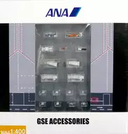 1/400 ACCESORIOS DE GSE (Juego de 17 unidades) -ANA Ground Support Vehicle - [GSE40077]