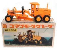 1/50 Komatsu Motor Glader GD605A (Orange) "Diamondpet T-74" [008 09163]
