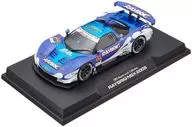 1/24 レイブリック NSX 2005 BRIDGESTONE #100 (púrpura x blanco) "Master Work Collection" [21052]