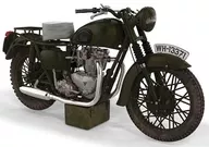 1/12 Triumph TR6 Trophy (pintura resistente ao tempo) "Grande Deserção" [CGCC08501]