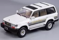 1/18 Toyota Land Cruiser VX-R LC80(ホワイト) [TK-KF032-1]