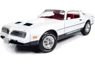 1/18 1977 Pontiac Firebird Formula (Cameo White) [AMM1318]