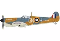1/48 Spitfire Mk. Vb "Royal Canadian Air Force 249th Flight Crew Back McNera Aircraft" [HA7857]
