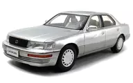 1/18 レクサス LS400 1993 (シルバー) [8230811S]
