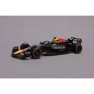 1/24 オラクル レッドブル レーシング RB20 2024 M.フェルスタッペン #1 ドライバー付 クリアケース [BUR28056V]