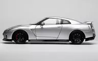 1/18 Nissan GT-R(R35) Track Edition Engineered By NISMO 2020 (ウルティメイトメタルシルバー) [M83505]